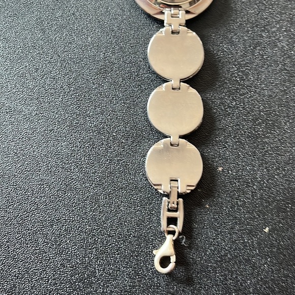 Stainless Steel Nickel free silver Watch 8” length Round face & links - Picture 8 of 10